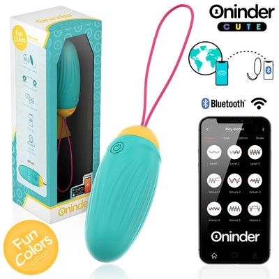 Œuf connecté Oninder Cute turquoise à cordon rose, présenté avec sa boîte et un écran de commande mobile